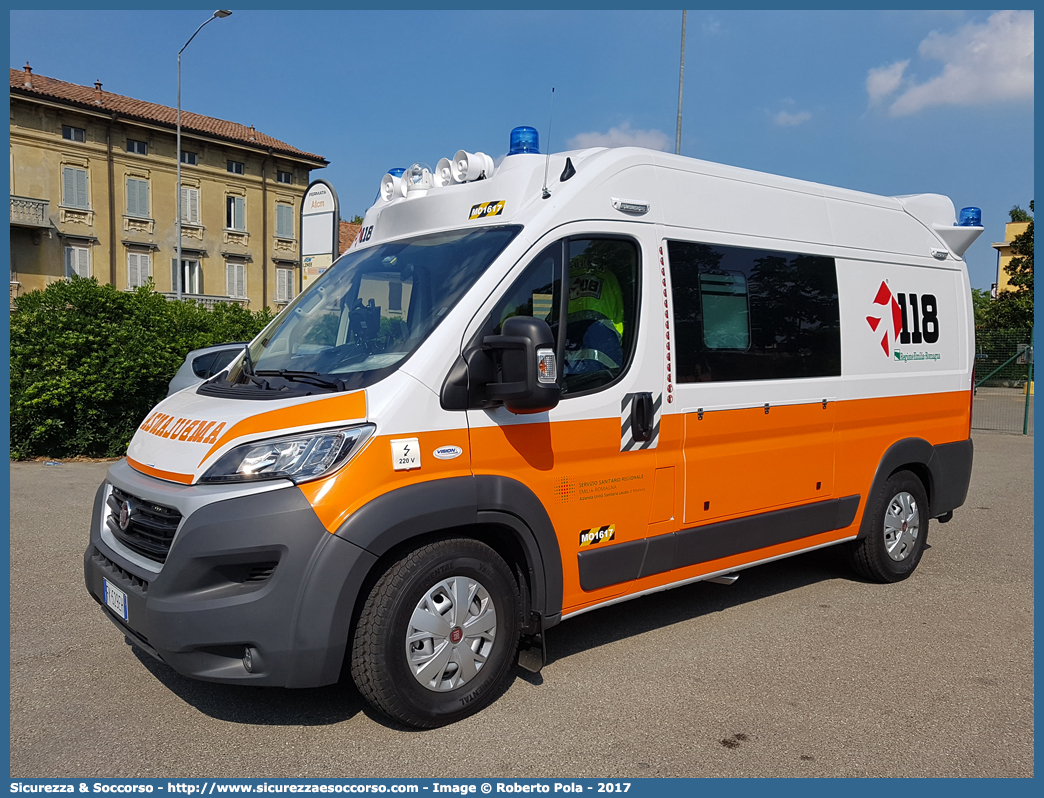 MO 1617
118 Modena Soccorso
Fiat Ducato III serie restyling
Allestitore Vision S.r.l.
Parole chiave: 118;Modena;Soccorso;Ambulanza;Autoambulanza;Fiat;Ducato;X290;X 290;Vision