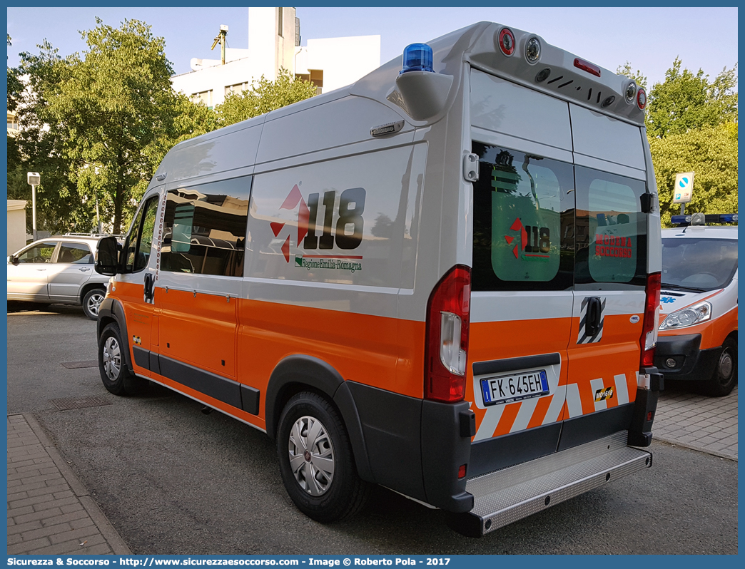 MO 1618
118 Modena Soccorso
Fiat Ducato III serie restyling
Allestitore Vision S.r.l.
Parole chiave: 118;Modena;Soccorso;Ambulanza;Autoambulanza;Fiat;Ducato;X290;X 290;Vision