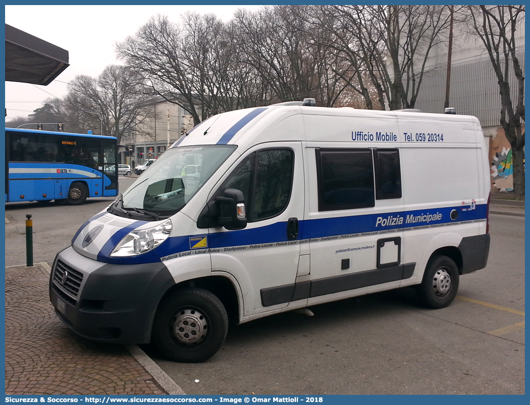 Polizia Locale YA298AA
Polizia Municipale
Comune di Modena
Fiat Ducato III serie
Parole chiave: Polizia;Locale;Municipale;Modena;Fiat;Ducato;X250