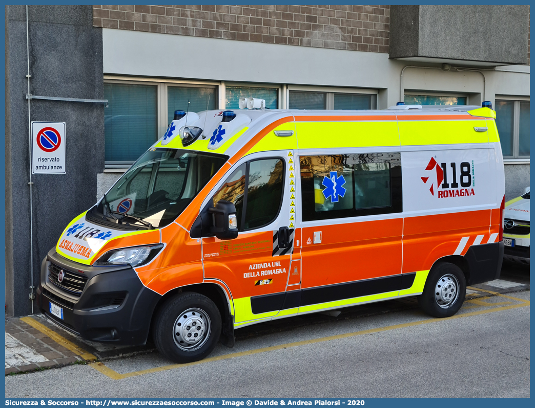 BRAVO 29
118 Romagna Soccorso
Ambito Territoriale di Rimini
Fiat Ducato III serie II restyling
Allestitore Safety Car S.r.l.
Parole chiave: 118;Romagna;Soccorso;Rimini;Ambulanza;Autoambulanza;Fiat;Ducato;X290;X 290;Orion;Safety Car