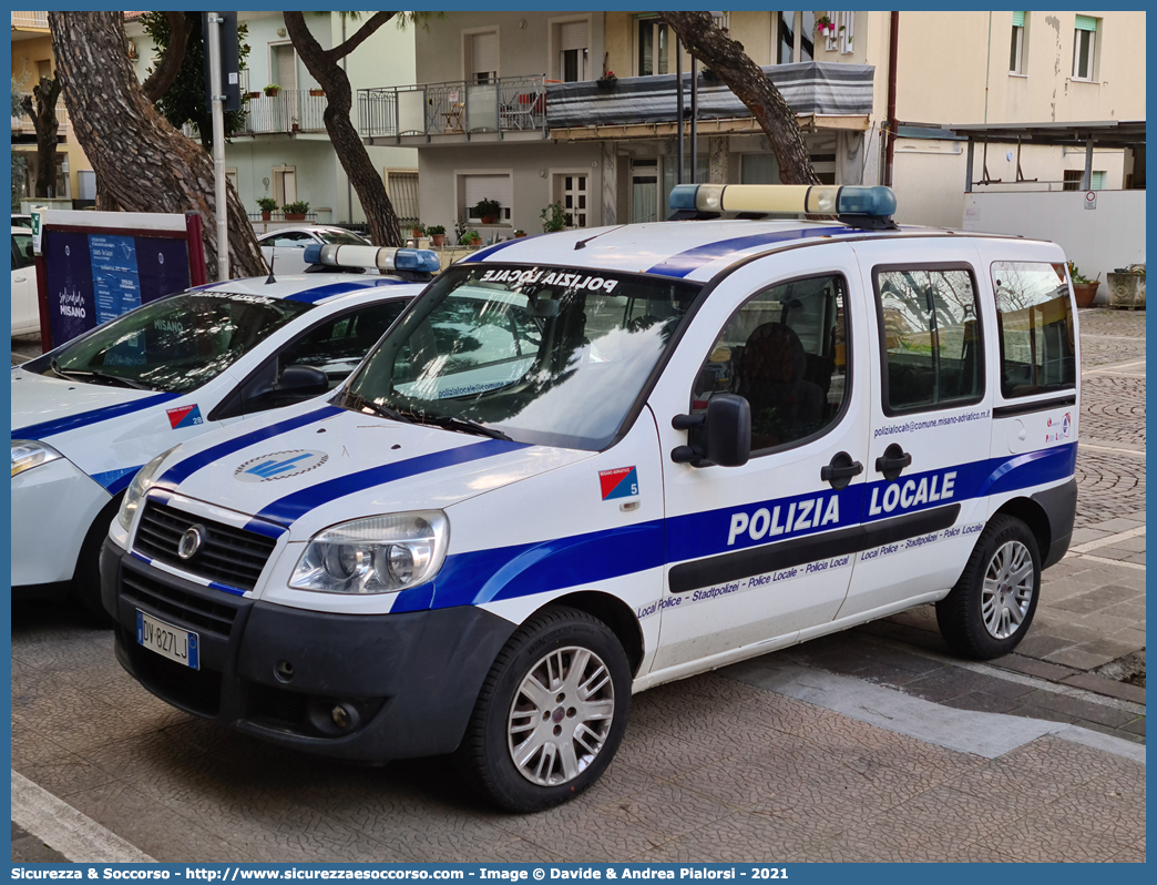 -
Polizia Locale
Comune di Misano Adriatico
Fiat Doblò I serie restyling
Allestitore Focaccia Group S.r.l.
Parole chiave: Polizia;Locale;Municipale;Misano Adriatico;Fiat;Doblò;Doblo;Focaccia