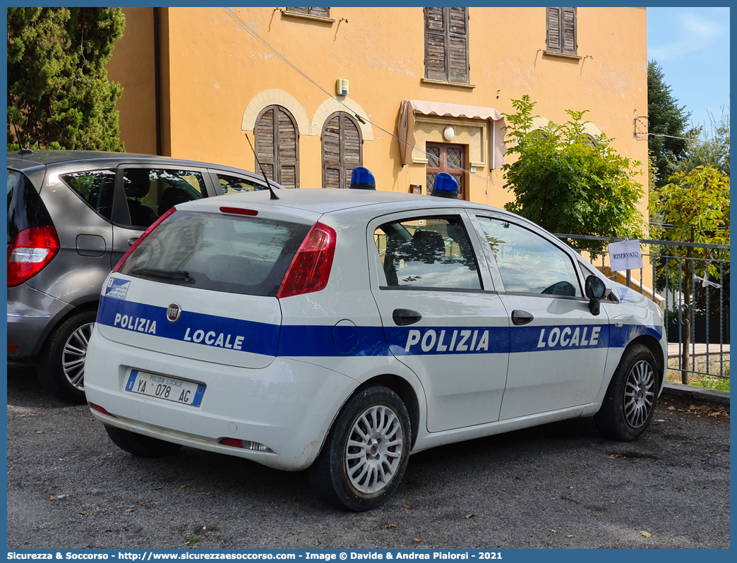 Polizia Locale YA078AG
Polizia Locale
Servizio Associato
Montefelcino, Isola del Piano
e Sant'Ippolito
Fiat Grande Punto
Parole chiave: Polizia;Locale;Municipale;Montefelcino;Isola del Piano;Sant Ippolito;Fiat;Grande Punto;YA078AG;YA 078 AG