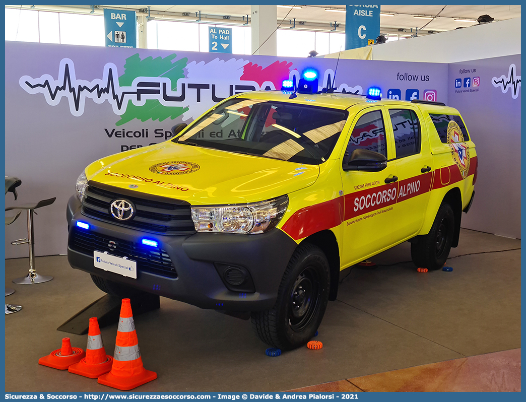 -
Corpo Nazionale
Soccorso Alpino e Speleologico
Delegazione Alpina
I Friuli Venezia Giulia
Stazione di Forni Avoltri
Toyota Hilux VIII serie
Allestitore Futura Veicoli Speciali
Parole chiave: CNSAS;C.N.S.A.S.;Corpo;Nazionale;Soccorso;Alpino;Speleologico;Friuli;Venezia;Giulia;SAFVG;S.A.F.V.G.;Toyota;Hilux;Futura