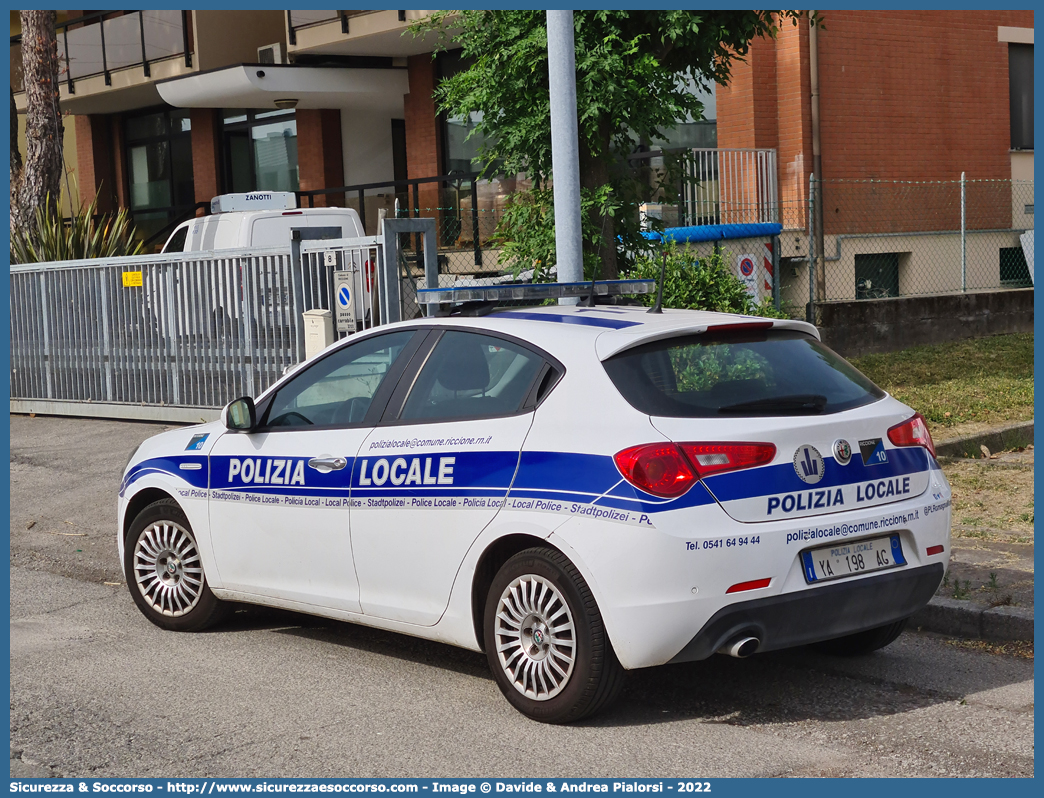 Polizia Locale YA198AG
Polizia Municipale
Comune di Riccione
Alfa Romeo Nuova Giulietta
I serie II restyling
Allestitore Focaccia Group S.r.l.
Parole chiave: Polizia;Locale;Municipale;Alfa Romeo;Nuova Giulietta;Focaccia;YA198AG;YA 198 AG