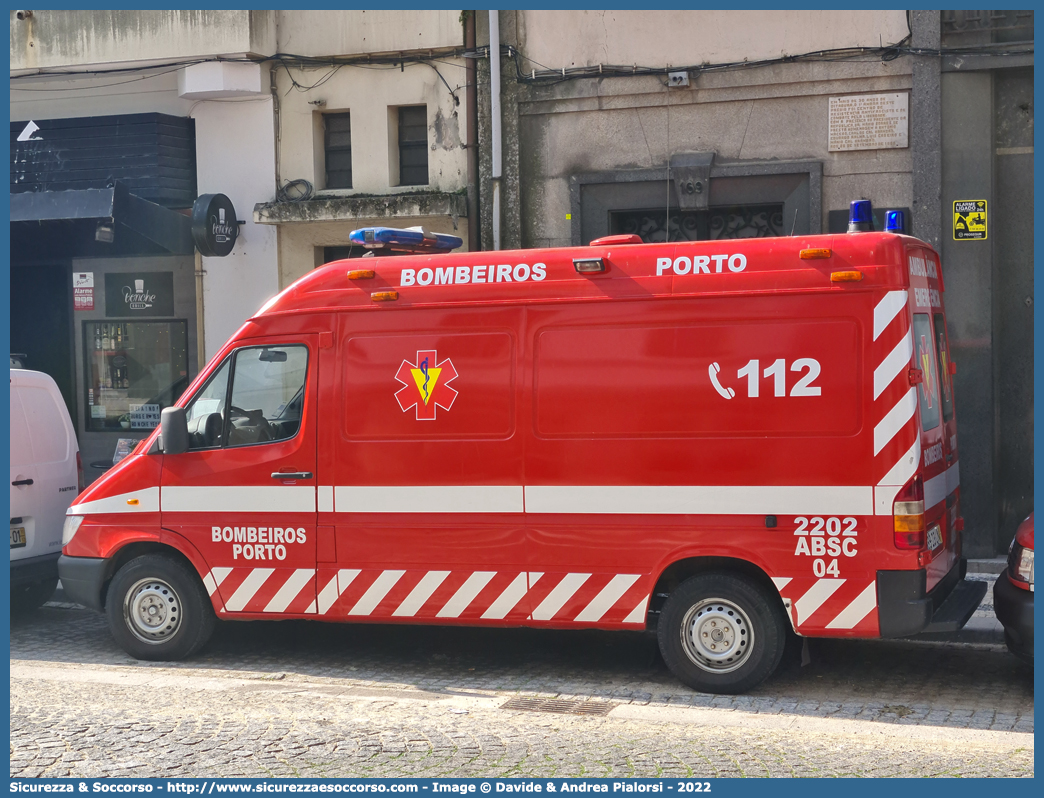 2202 ABSC 04
República Portuguesa
Bombeiros Voluntários do Porto
Mercedes Benz Sprinter I generation restyling
Parole chiave: República;Portuguesa;Bombeiros;Voluntários;Porto;Mercedes Benz;Sprinter