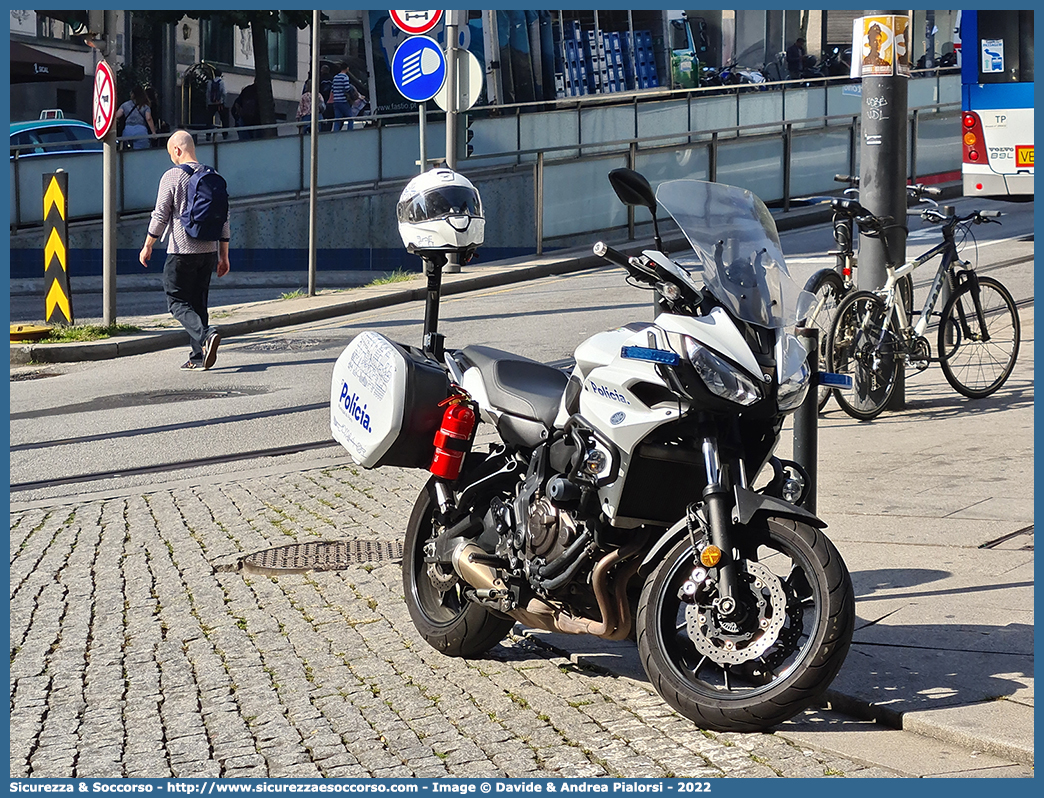 -
República Portuguesa
Policia Municipal do Porto
Yamaha Tracer 700GT
Parole chiave: Repubblica;Portoghese;República;Portuguesa;Polícia;Municipal;Polícia Municipal do Porto;Porto;Yamaha;Tracer