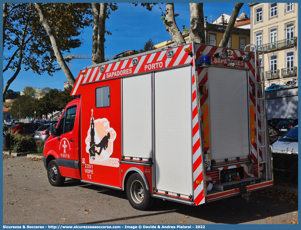 2201 VOPE 12
República Portuguesa
Sapadores Bombeiros do Porto
Mercedes Benz Sprinter II generation
Parole chiave: República;Portuguesa;Sapadores;Bombeiros;Porto;Mercedes Benz;Sprinter