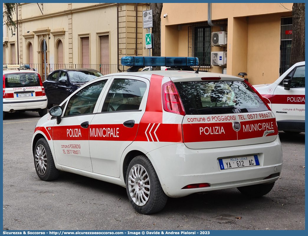 Polizia Locale YA612AG
Polizia Municipale
Comune di Poggibonsi
Fiat Grande Punto
Allestitore Elevox S.r.l.
Parole chiave: Polizia;Locale;Municipale;Poggibonsi;Fiat;Grande Punto;Elevox;YA612AG;YA 612 AG