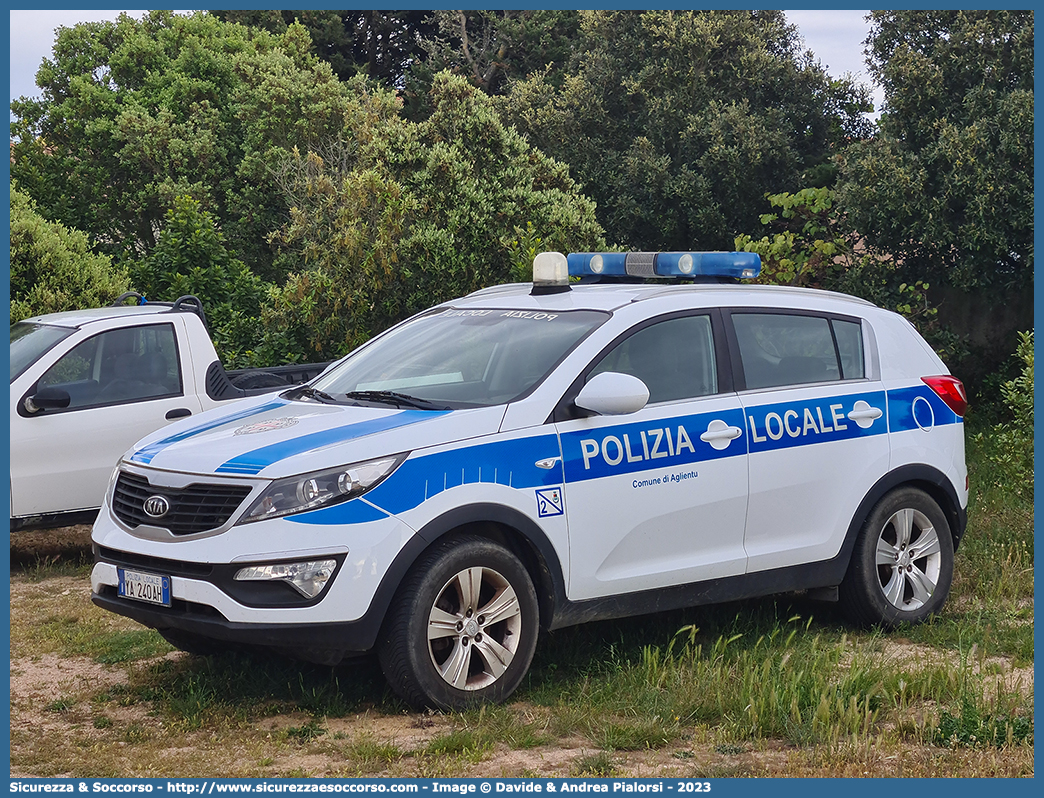 Polizia Locale YA240AH
Polizia Locale
Comune di Aglientu
Kia Sportage III serie
Allestitore Ciabilli S.r.l.
Parole chiave: PL;PM;P.L.;P.M.;Polizia;Locale;Municipale;Aglientu;Kia;Sportage;Ciabilli;YA240AH;YA 240 AH