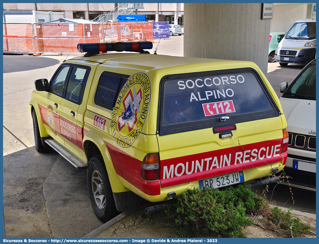 -
Corpo Nazionale
Soccorso Alpino e Speleologico
Delegazione Alpina
XXXIII Appenninica
Stazione Foreste Casentinesi
Mitsubishi L200 III serie
Parole chiave: CNSAS;C.N.S.A.S.;Corpo;Nazionale;Soccorso;Alpino;Speleologico;Toscana;SAST;S.A.S.T.;XXXIII;Appenninica;Foreste Casentinesi;Mitsubishi;L200;L 200