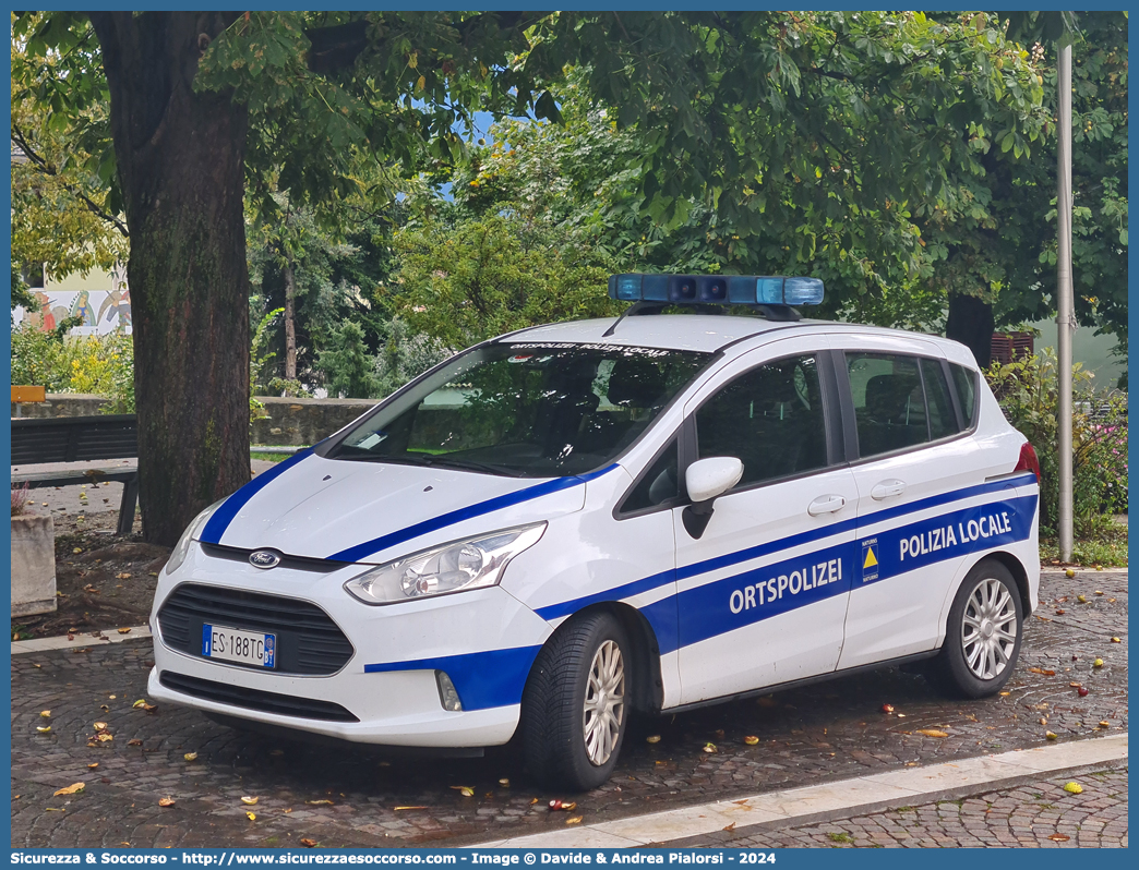 -
Polizia Locale
Comune di Naturno
Ford B-Max
Parole chiave: Polizia;Locale;Municipale;Gemeindepolizei;Ortspolizei;Naturno;Naturns;Ford;B-Max;B - Max