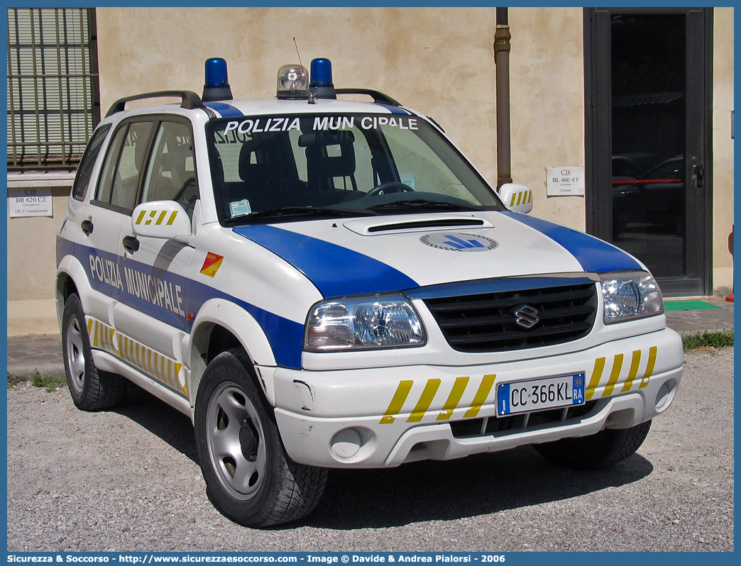 -
Polizia Municipale
Comune di Ravenna
Suzuki Grand Vitara II serie
(variante)
Parole chiave: Polizia;Locale;Municipale;Ravenna;Suzuki;Grand Vitara