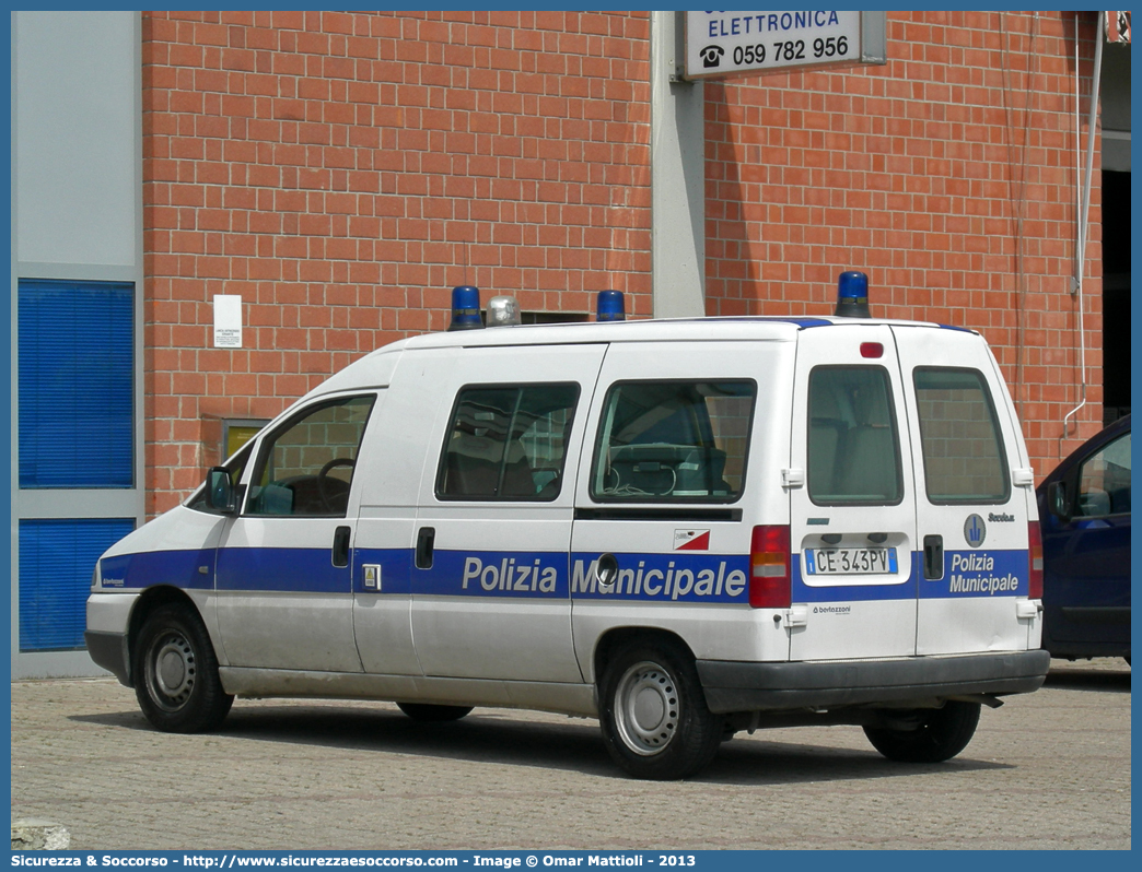 -
Polizia Municipale
Unione Terre di Castelli
Fiat Scudo II serie
Allestitore Bertazzoni S.r.l.
Parole chiave: Polizia;Locale;Municipale;Terre di Castelli;Castelnuovo Rangone;Spilamberto;Savignano sul Panaro;Vignola;Castelvetro di Modena;Marano sul Panaro;Guiglia;Zocca;Fiat;Scudo;Bertazzoni