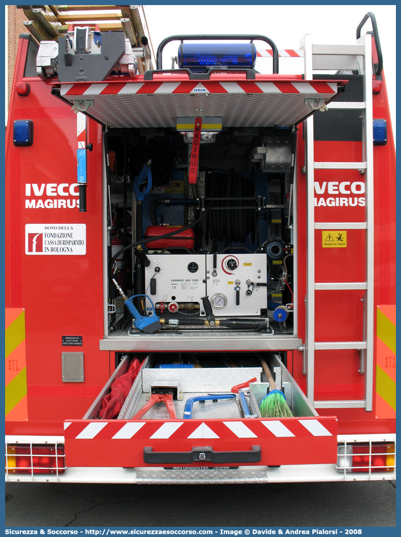 VF 24198
Corpo Nazionale Vigili del Fuoco
Iveco Daily 65C17 III serie
Allestitore Iveco Magirus
Parole chiave: Corpo;Nazionale;Vigili del Fuoco;Vigili;Fuoco;Polisoccorso;Iveco;Daily;65C17;65 C 17;65C 17;65 C17;Magirus