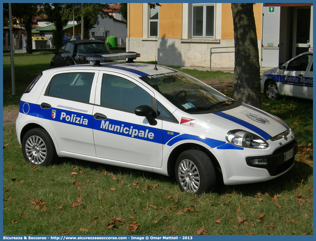 -
Polizia Municipale
Comune di Piacenza
Fiat Punto Evo
Parole chiave: Polizia;Locale;Municipale;Piacenza;Fiat;Punto Evo