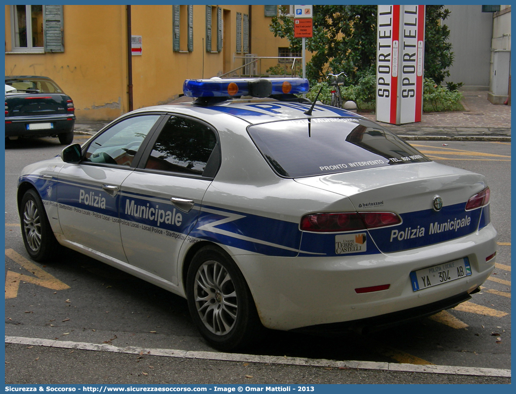 Polizia Locale YA304AB
Polizia Municipale
Unione Terre di Castelli
Alfa Romeo 159
Allestitore Bertazzoni S.r.l.
Parole chiave: Polizia;Locale;Municipale;Terre di Castelli;Castelnuovo Rangone;Spilamberto;Savignano sul Panaro;Vignola;Castelvetro di Modena;Marano sul Panaro;Guiglia;Zocca;Alfa Romeo;159;YA304AB;YA 304 AB;Bertazzoni