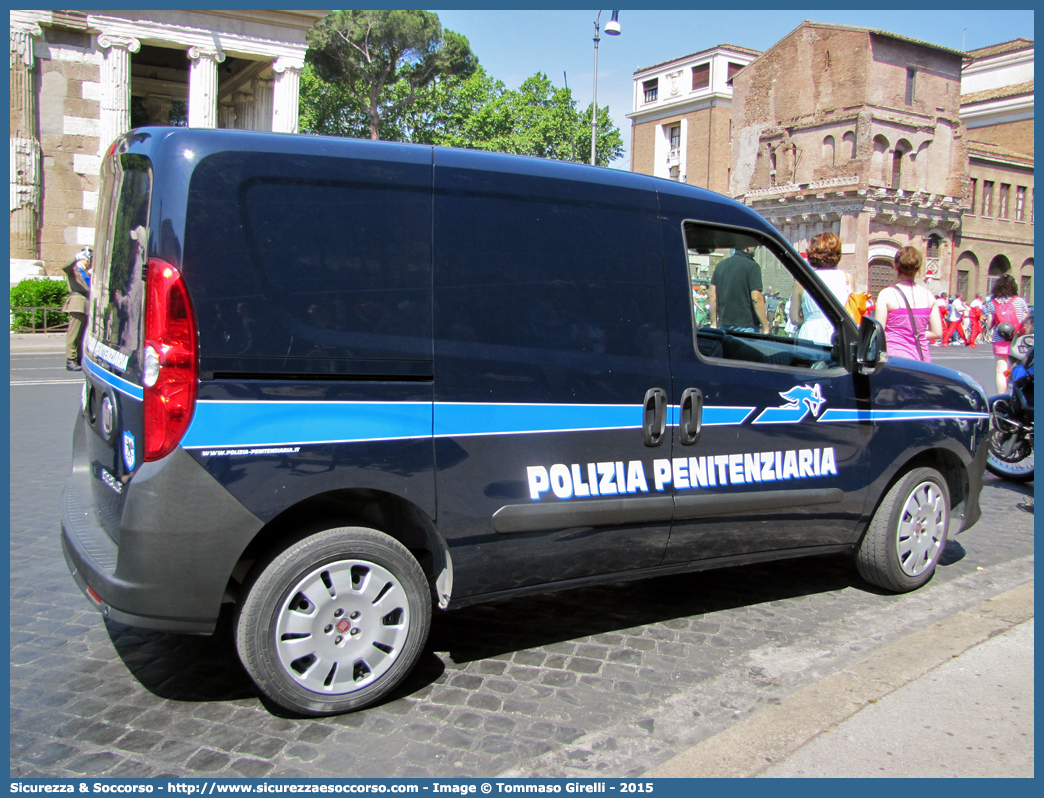 Polizia Penitenziaria 080AF
Polizia Penitenziaria
Fiat Doblò II serie
Parole chiave: PolPen;Pol.Pen.;AdiC;A.diC.;Agenti;di;Custodia;Polizia;Penitenziaria;Fiat;Doblò;080AF