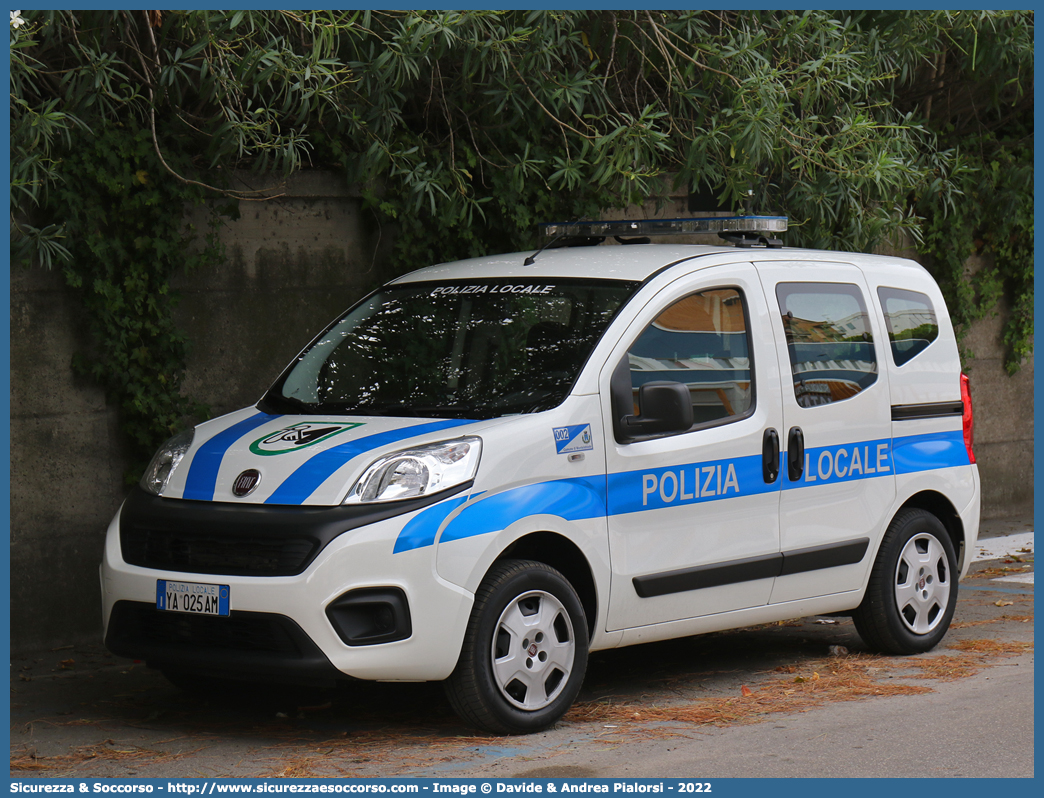 Polizia Locale YA025AM
Polizia Locale
Comune di Montelabbate
Fiat Qubo I serie restyling
Parole chiave: Polizia;Locale;Municipale;Montelabbate;Fiat;Qubo;YA025AM;YA 025 AM