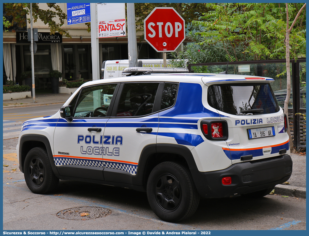 Polizia Locale YA395AR
Polizia Locale
Comune di Spoltore
Jeep Renegade I serie restyling
Allestitore Bertazzoni S.r.l.
Parole chiave: Polizia;Locale;Municipale;Spoltore;Jeep;Renegade;Bertazzoni;YA395AR;YA 395 AR