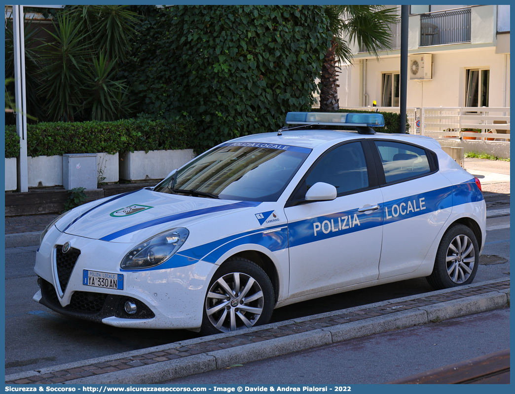 Polizia Locale YA330AN
Polizia Locale
Comune di Camerino
Alfa Romeo Nuova Giulietta
I serie II restyling
Parole chiave: Polizia;Locale;Municipale;Camerino;Alfa Romeo;Nuova Giulietta;YA330AN;YA 330 AN