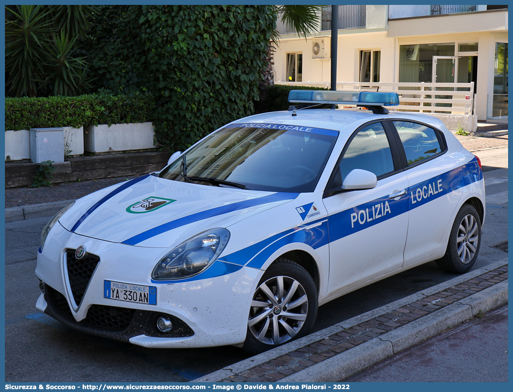 Polizia Locale YA330AN
Polizia Locale
Comune di Camerino
Alfa Romeo Nuova Giulietta
I serie II restyling
Parole chiave: Polizia;Locale;Municipale;Camerino;Alfa Romeo;Nuova Giulietta;YA330AN;YA 330 AN