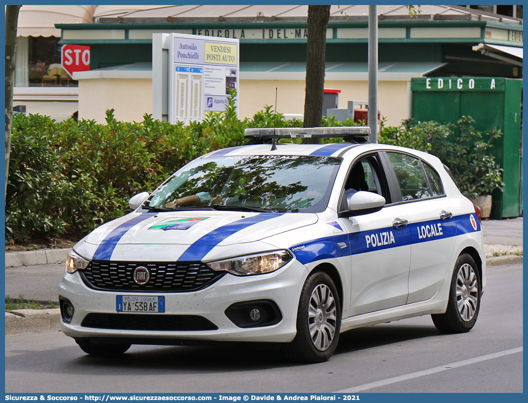 Polizia Locale YA538AF
Polizia Locale
Comune di Sulmona
Fiat Nuova Tipo 5Porte
Allestitore Bertazzoni S.r.l.
Parole chiave: Polizia;Locale;Municipale;Fiat;Nuova Tipo;5Porte;5 Porte;Bertazzoni;YA538AF;YA 538 AF