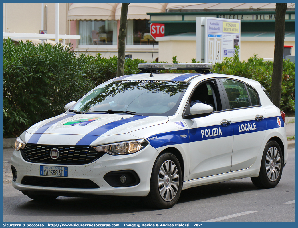 Polizia Locale YA538AF
Polizia Locale
Comune di Sulmona
Fiat Nuova Tipo 5Porte
Allestitore Bertazzoni S.r.l.
Parole chiave: Polizia;Locale;Municipale;Fiat;Nuova Tipo;5Porte;5 Porte;Bertazzoni;YA538AF;YA 538 AF