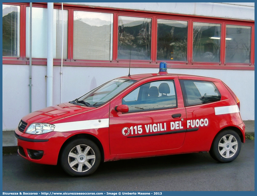 VF 26485
Corpo Nazionale Vigili del Fuoco
Fiat Punto III serie
Parole chiave: VVF;V.V.F.;Corpo;Nazionale;Vigili;del;Fuoco;Fiat;Punto