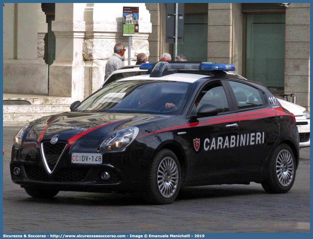 CC DV148
Arma dei Carabinieri
Alfa Romeo Nuova Giulietta
I serie II restyling
Allestitore Nuova Carrozzeria Torinese S.r.l.
(I fornitura)
Parole chiave: CC;C.C.;Arma;dei;Carabinieri;Alfa;Romeo;Nuova;Giulietta;Nuova;Carrozzeria;Torinese;NCT;N.C.T.