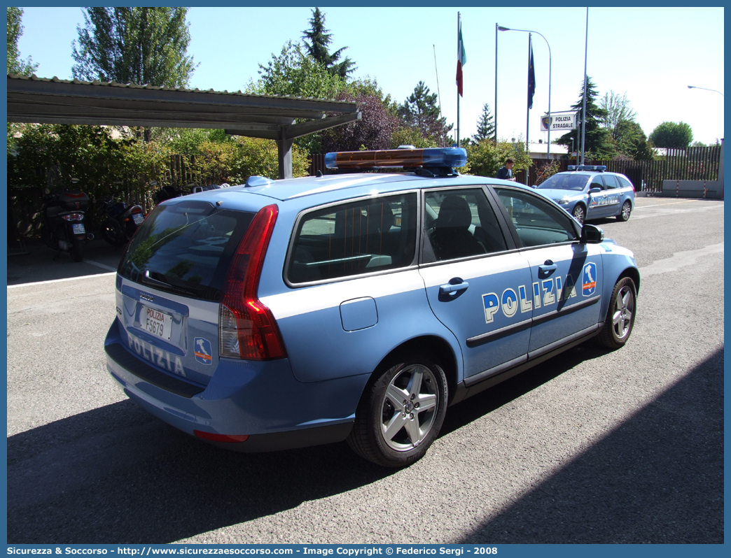 Polizia F5679
Polizia di Stato
Polizia Stradale
Autostrade per l'Italia S.p.A.
Volvo V50 II serie
Allestitore Focaccia Group S.r.l.
Parole chiave: Polizia di Stato;Polizia Stradale;Autostrade per l&#039;Italia S.p.A.;Autostrade S.p.A.;Autostrade;Italia;Volvo;V50;V 50;Focaccia