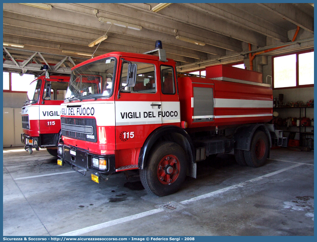 VF 10838
Corpo Nazionale Vigili del Fuoco
OM 155
Allestitori Baribbi S.p.A.
Parole chiave: Corpo;Nazionale;Vigili del Fuoco;Vigili;Fuoco;ABP;A.B.P.;AutoBottePompa;AutoBotte;OM;155;Baribbi