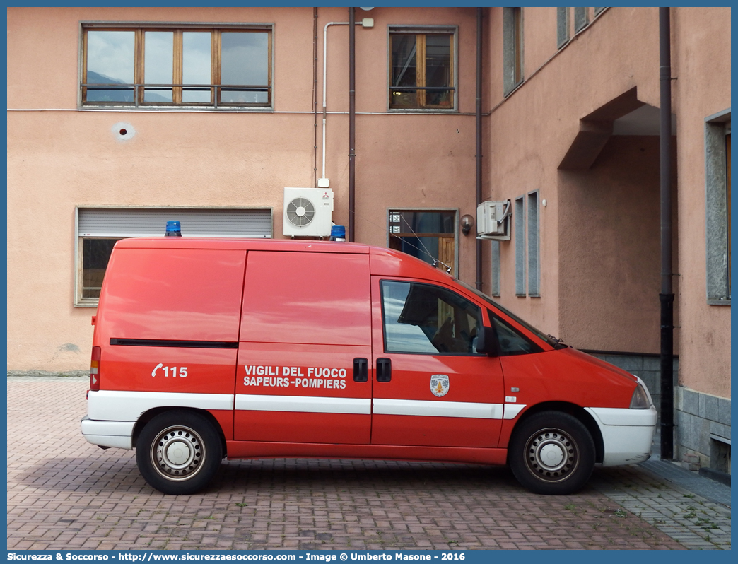 VF 22964
Vigili del Fuoco
Regione Autonoma Valle d'Aosta
Fiat Scudo III serie
Parole chiave: VF;V.F.;Vigili;Fuoco;Regione;Autonoma;Valle;Aosta;Fiat;Scudo