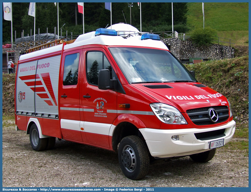 VF 26321
Corpo Nazionale Vigili del Fuoco
Mercedes Benz Sprinter 4x4 II serie
Allestitore Brandschutz S.r.l.
Parole chiave: Corpo;Nazionale;Vigili del Fuoco;Vigili;Fuoco;Polisoccorso;Mercedes Benz;Sprinter;4x4;4 x 4;Brandschutz;Rosenbauer