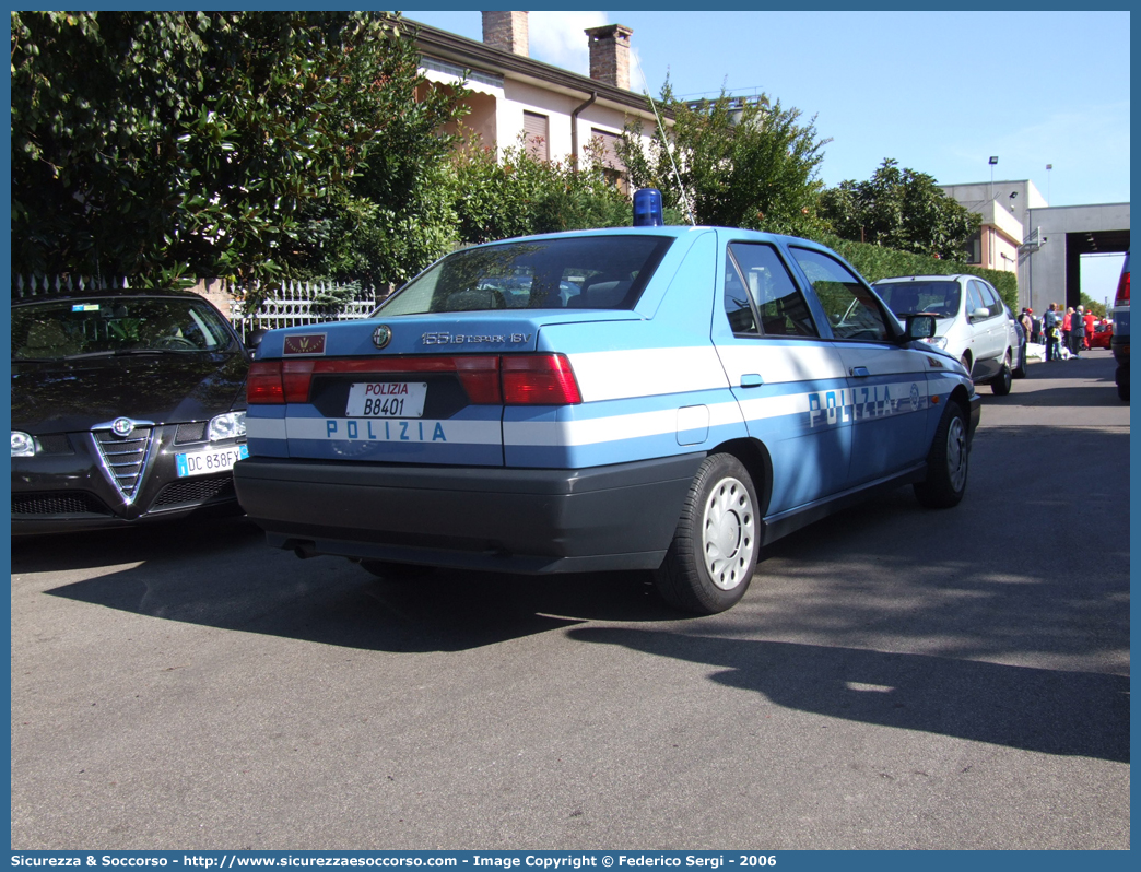 Polizia B8401
Polizia di Stato
Reparto Mobile
Alfa Romeo 155
Parole chiave: PS;P.S.;Polizia;Polizia di Stato;Reparto Mobile;Alfa Romeo;155