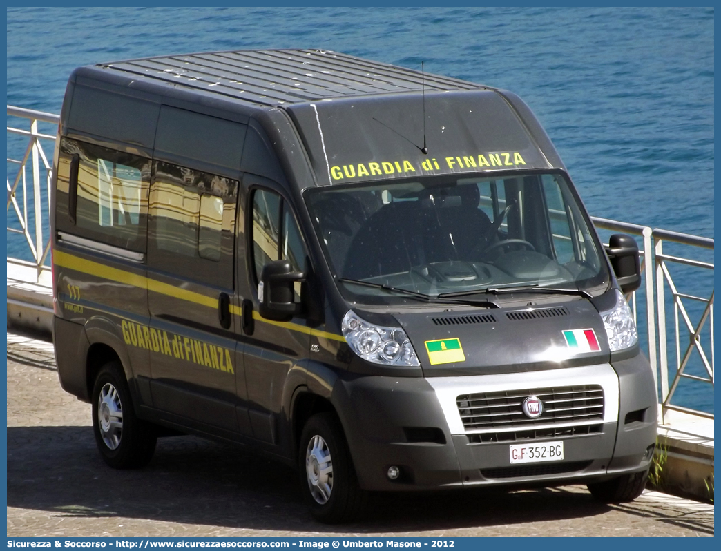 GdiF 352BG
Guardia di Finanza
Fiat Ducato III serie
Parole chiave: GdiF;G.D.F.;GDF;Guardia di Finanza;Fiat;Ducato;X250;352BG;352 BG