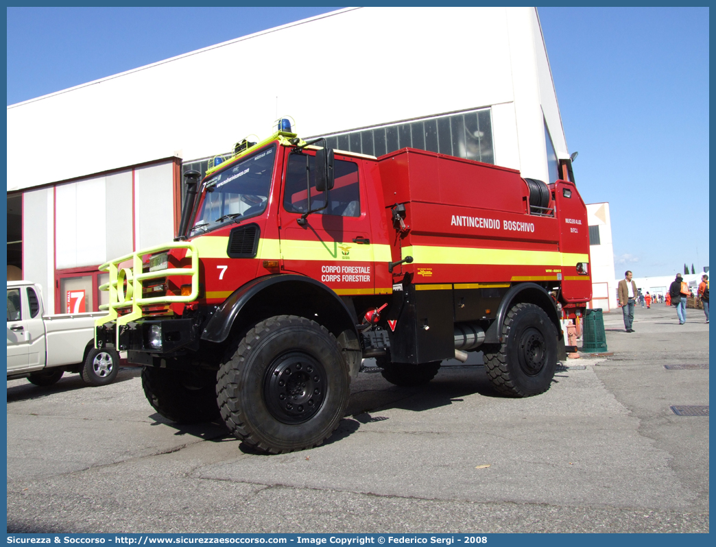 CF 064 AO
Corpo Forestale
Regione Valle d'Aosta
Mercedes Benz Unimog U4000
Parole chiave: Corpo;Forestale;Aosta;CF;C.F.;AO;A.O.;Mercedes Benz;Unimog;U4000;CF064AO;CF 064 AO