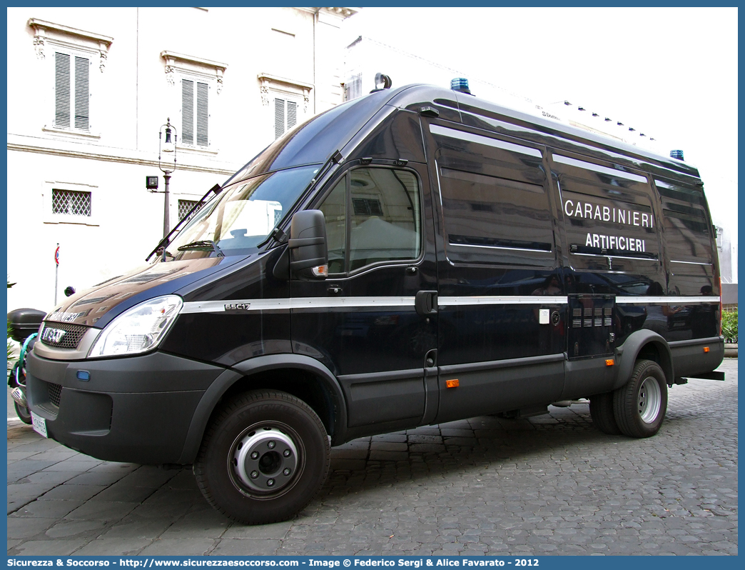 CC CY659
Arma dei Carabinieri
Artificieri Antisabotaggio
Iveco Daily 65C17 IV serie restyling
Parole chiave: CC;C.C.;Arma;dei;Carabinieri;Artificieri;Antisabotaggio;Iveco;Daily;65C17;65 C 17