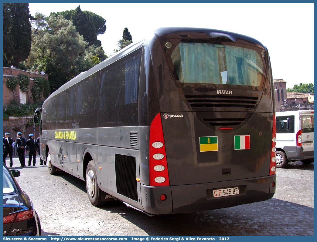 GdiF 945BE
Guardia di Finanza
Scania Irizar I4
Parole chiave: GdiF;G.D.F.;GDF;Guardia di Finanza;Scania;Irizar;I4;I 4