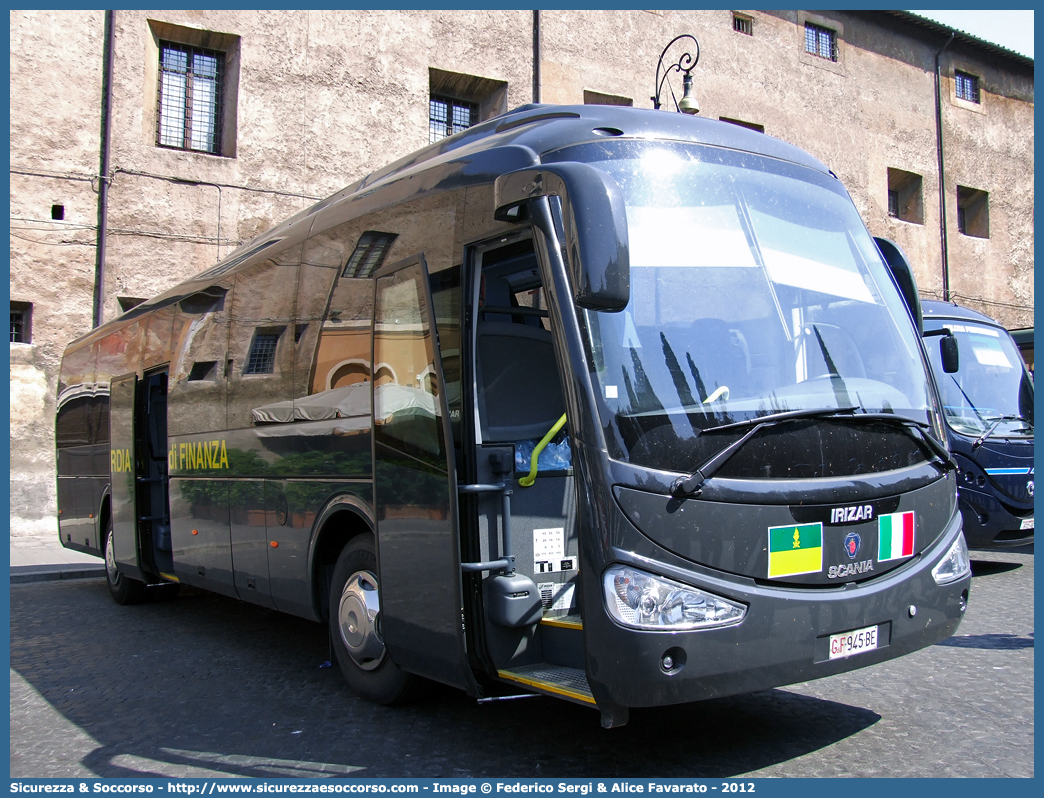 GdiF 945BE
Guardia di Finanza
Scania Irizar I4
Parole chiave: GdiF;G.D.F.;GDF;Guardia di Finanza;Scania;Irizar;I4;I 4