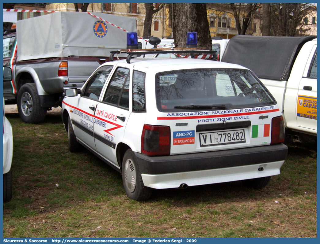 -
Associazione Nazionale Carabinieri
Bassano del Grappa (iPn 99)
Fiat Tipo II serie
Parole chiave: Associazione;Nazionale;Carabinieri;ANC;A.N.C.;Bassano del Grappa;Fiat;Tipo