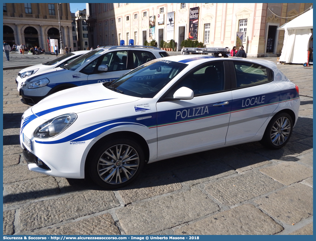 Polizia Locale YA695AF
Polizia Locale
Comune di Loano
Alfa Romeo Nuova Giulietta
I serie II restyling
Allestitore Bertazzoni S.r.l.
Parole chiave: Polizia;Locale;Municipale;Loano;Alfa Romeo;Nuova Giulietta;Bertazzoni;YA695AF;YA 695 AF