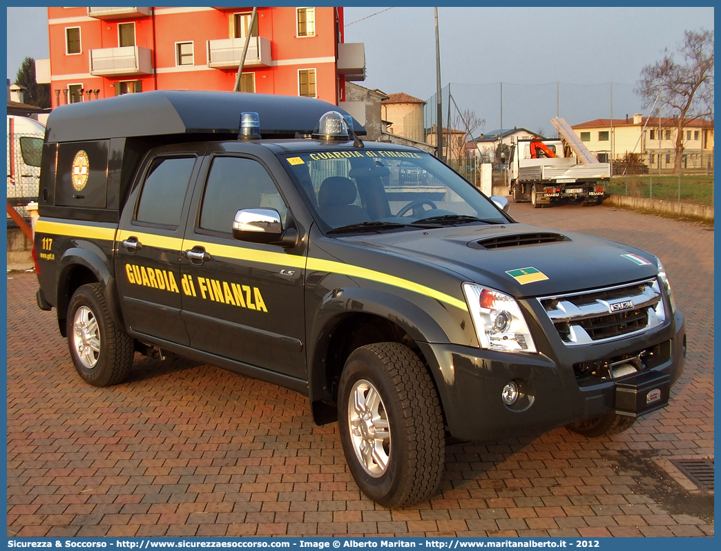 -
Guardia di Finanza
S.A.G.F.
Isuzu D-Max I serie II restyling
Allestitore Maritan S.r.l.
Parole chiave: GdiF;G.D.F.;GDF;Guardia di Finanza;S.A.G.F.;SAGF;Soccorso Alpino;Isuzu;D-Max;D - Max;Alberto Maritan