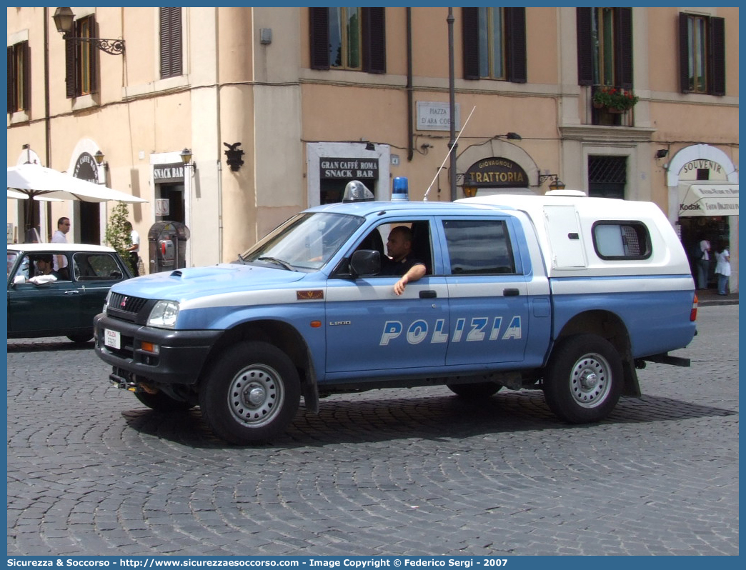 Polizia E6601
Polizia di Stato
Reparto Mobile
Cinofili
Mitsubishi L200 III serie restyling
Parole chiave: Polizia;Stato;PS;P.S.;Reparto;Mobile;Cinofili;Mitsubishi;L200;L 200