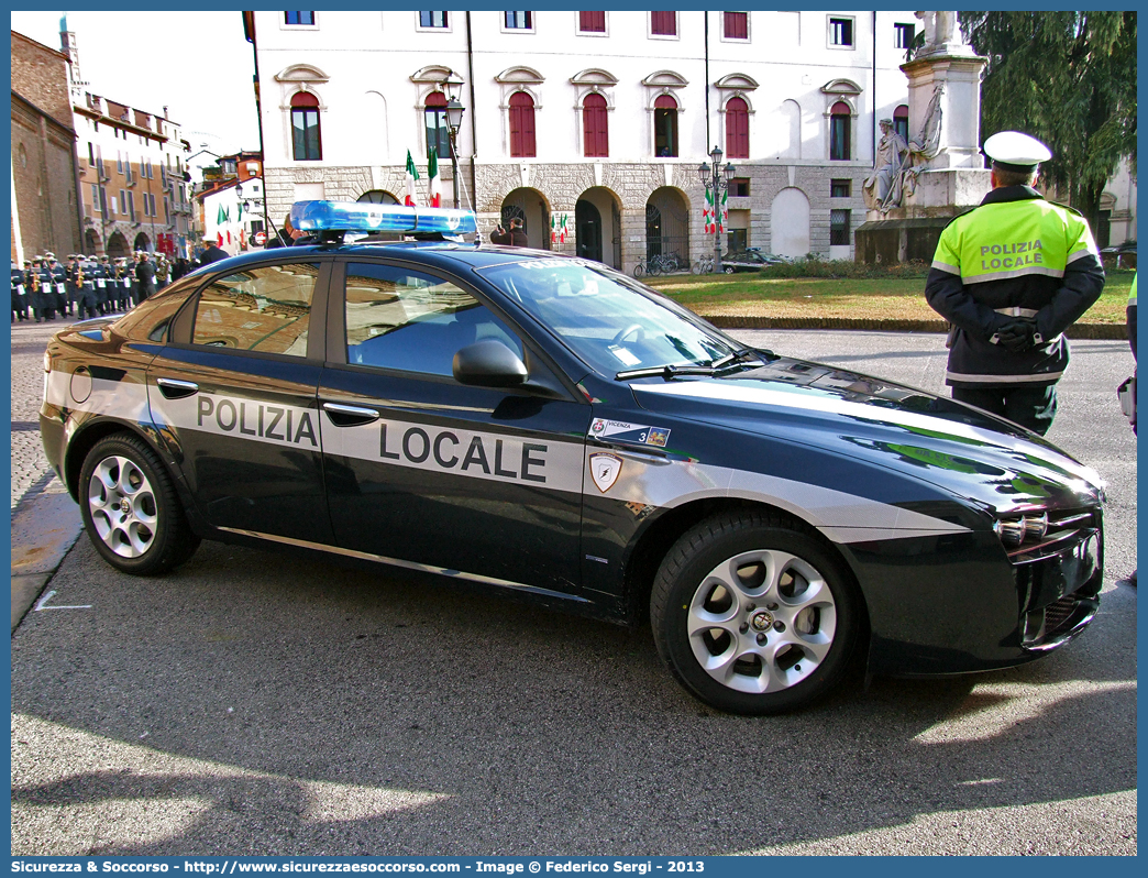 Polizia Locale YA199AH
Polizia Locale
Comune di Vicenza
Alfa Romeo 159
Parole chiave: Polizia;Locale;Municipale;Vicenza;Alfa Romeo;159;YA199AH;YA 199 AH