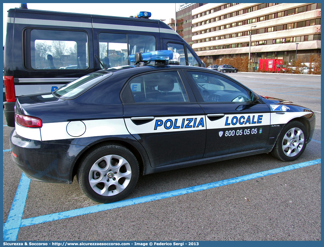 Polizia Locale YA785AC
Polizia Locale
Consorzio Valle Agno
Alfa Romeo 159
Parole chiave: PL;P.L.;PM;P.M.;Polizia;Locale;Municipale;Valle Agno;Castelgomberto;Cornedo Vicentino;Recoaro Terme;Valdagno;Alfa Romeo;159