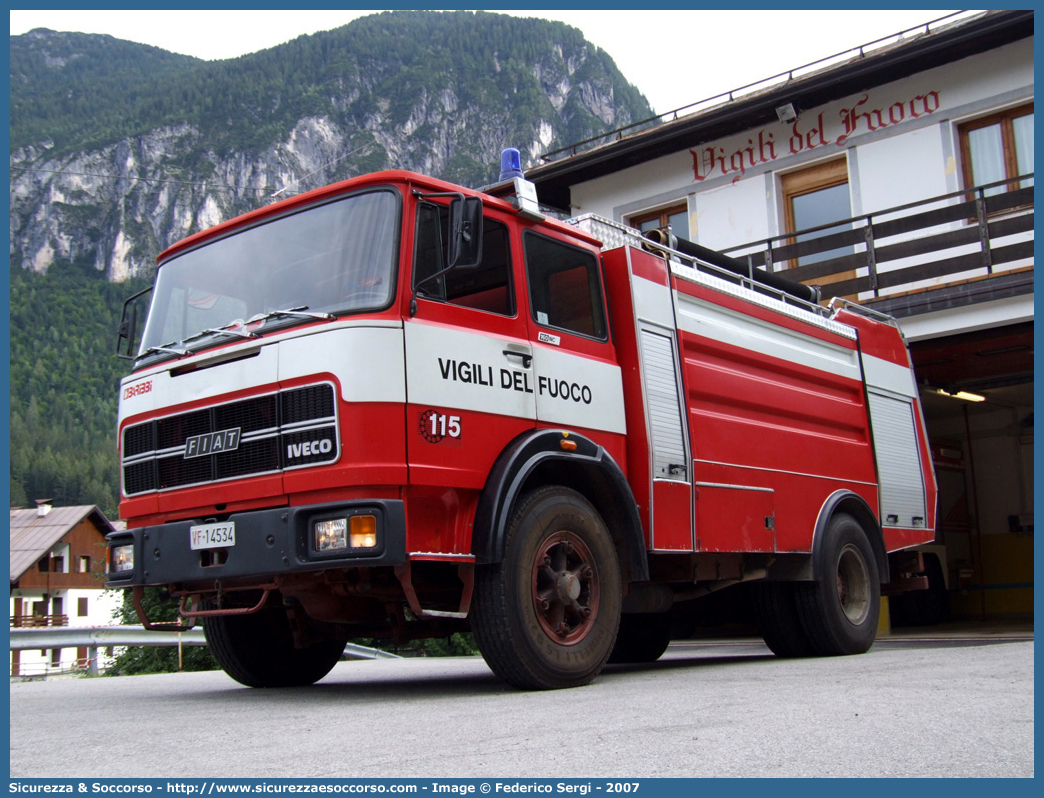 VF 14534
Corpo Nazionale Vigili del Fuoco
Iveco 160NC
Allestitore Baribbi S.p.A.
Parole chiave: VVF;V.V.F.;Corpo;Nazionale;Vigili;del;Fuoco;ABP;A.B.P.;AutoBottePompa;AutoBotte;Fiat;Iveco;160NC;160;NC