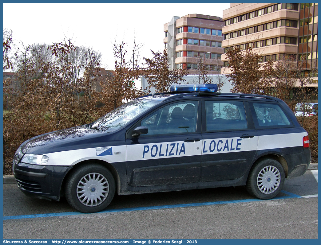 -
Polizia Locale
Unione Comuni del Medio Brenta
Fiat Stilo Multiwagon
Parole chiave: PL;PM;P.L.;P.M.;Polizia;Locale;Municipale;Medio Brenta;Cadoneghe;Vigodarezere;Fiat;Stilo;Multiwagon