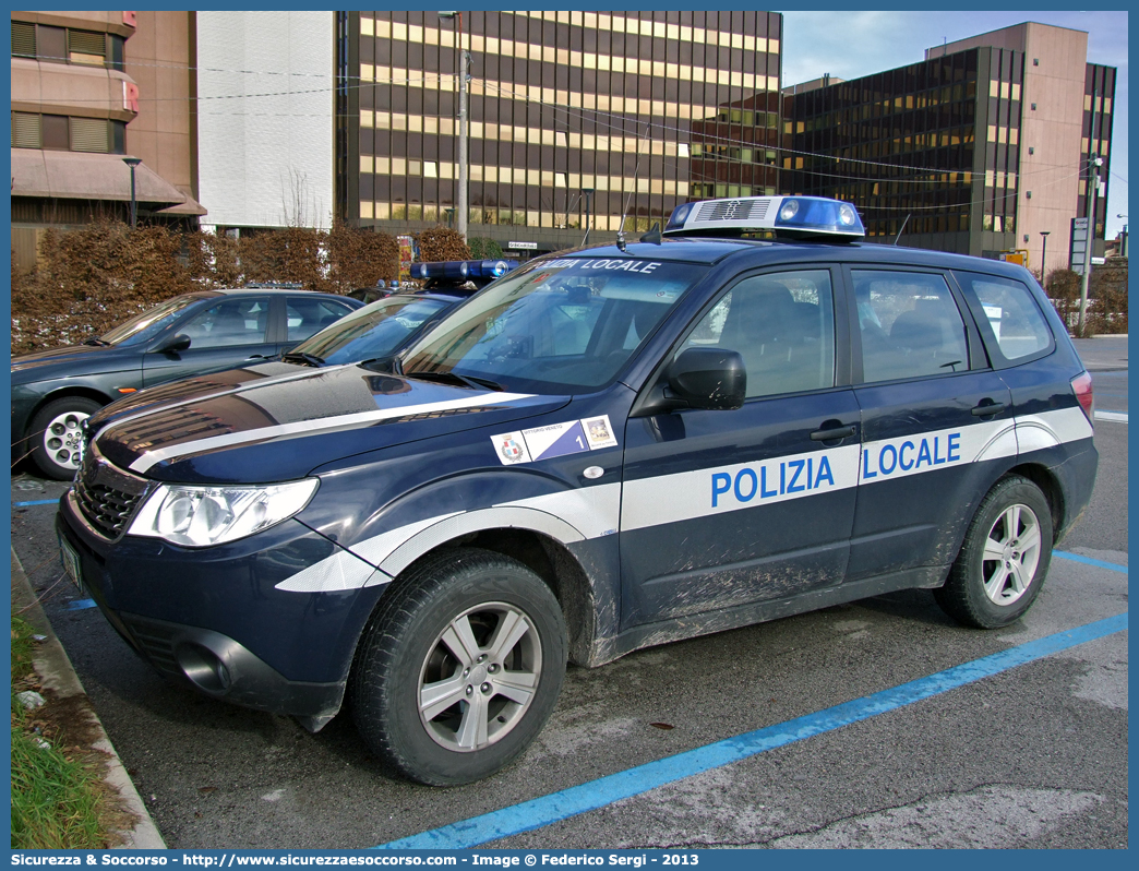 Polizia Locale YA536AL
Polizia Locale
Comune di Vittorio Veneto
Subaru Forester V serie
Allestitore Ciabilli S.r.l.
Parole chiave: PL;P.L.;PM;P.M.;Polizia;Locale;Municipale;Vittorio;Veneto;Subaru;Forester;Ciabilli;YA536AL;YA 536 AL