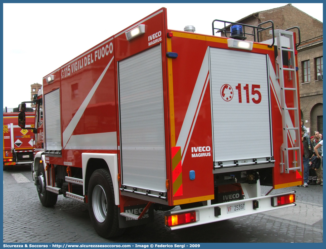 VF 25397
Corpo Nazionale Vigili del Fuoco
Iveco EuroCargo 180E30 III serie
Allestitore Iveco Magirus
Parole chiave: VVF;V.V.F.;Corpo;Nazionale;Vigili;del;Fuoco;ABP;A.B.P.;AutoBottePompa;AutoBotte;Iveco;EuroCargo;180E30;180 E 30;180 E30;Magirus