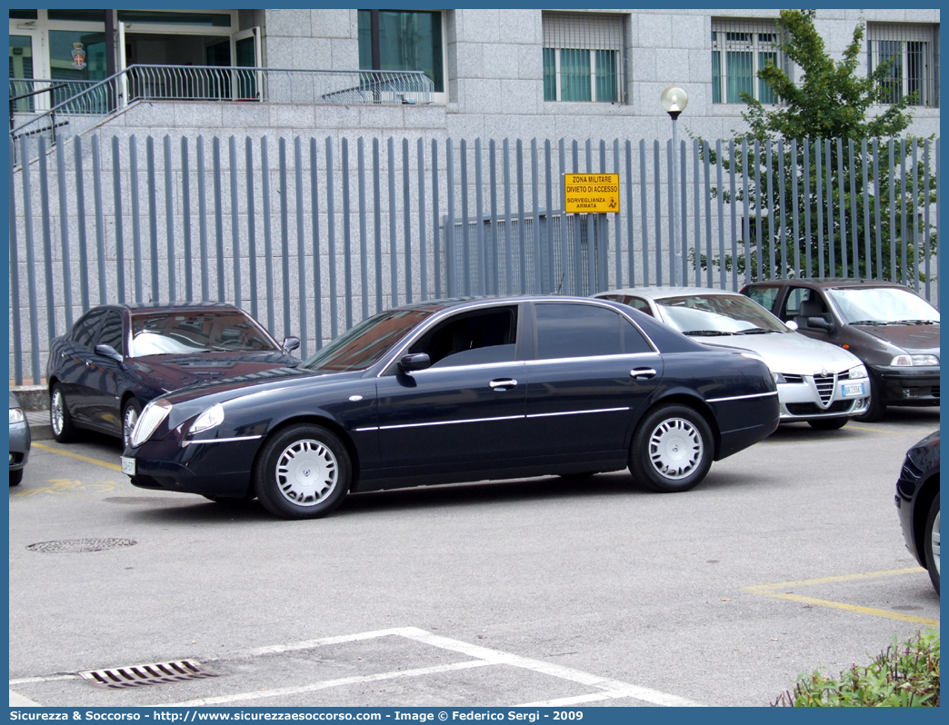 CC CA571
Arma dei Carabinieri
Lancia Thesis
Parole chiave: CC;C.C.;Arma;dei;Carabinieri;Lancia;Thesis